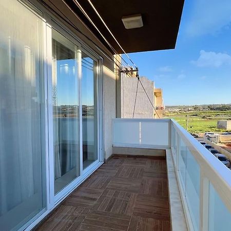 Modern Apartment In Marsaskala Exterior photo